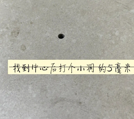江口瓷砖空鼓维修公司专业解答在瓷砖铺贴过程中，如果砂料搅拌不均匀，将会带来以下问题